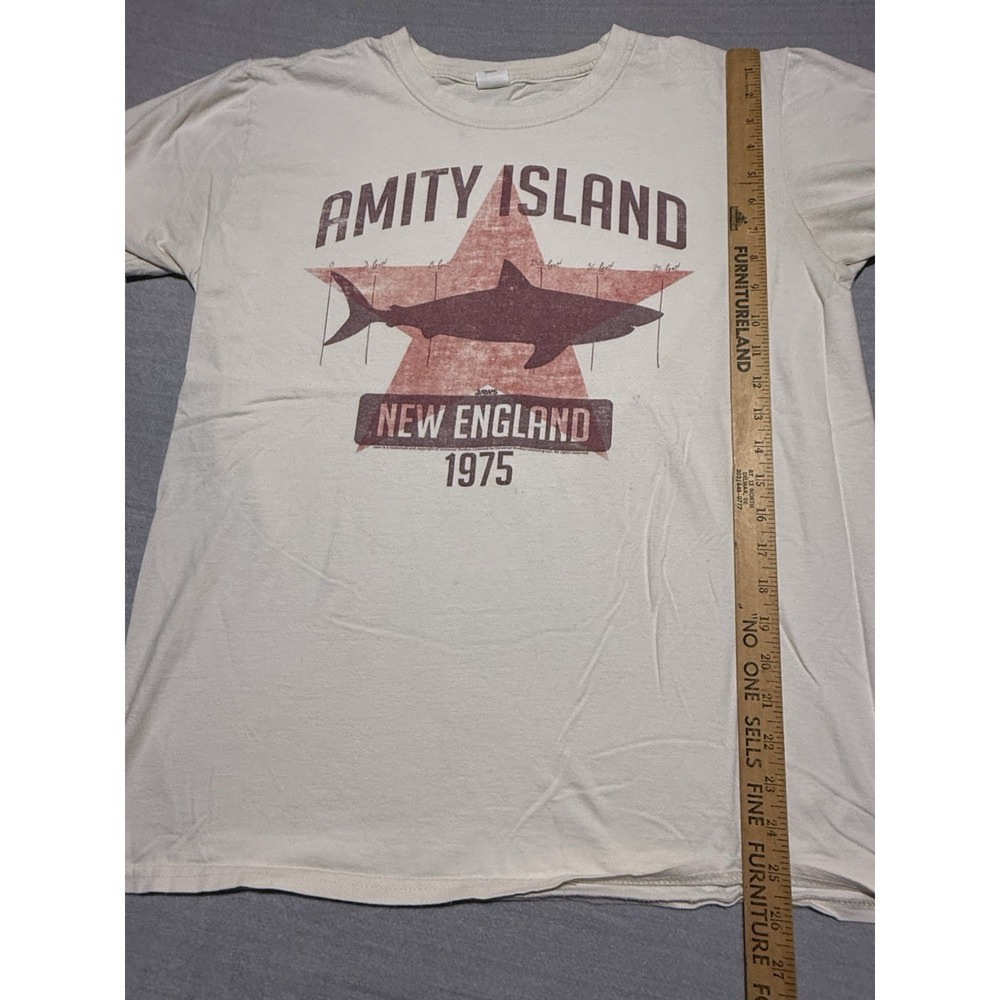 Jaws T-Shirt Amity Island New England 1975 Movie Graphic Tee Men's Large - Picture 2 of 6